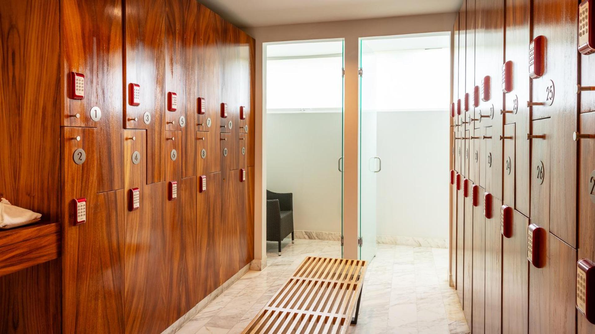Palacio Mundo Imperial Riviera Diamante Acapulco Exteriér fotografie A locker room